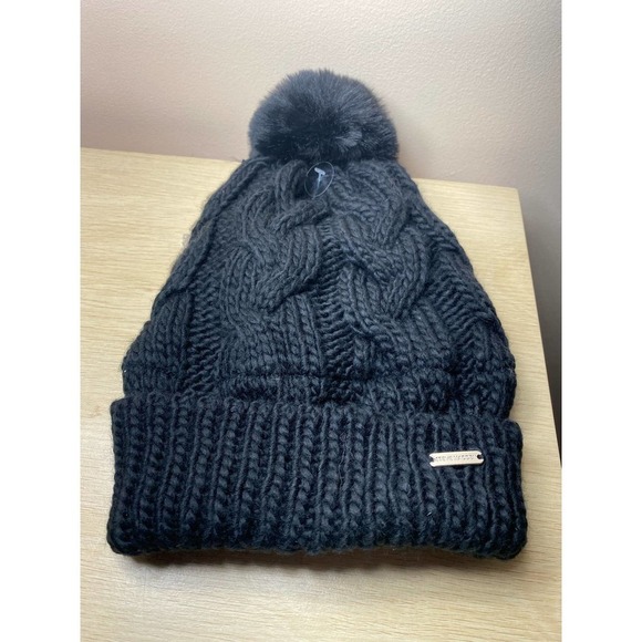 Steve Madden Black & Gray Hat and Scarf Gift Set - Picture 3 of 8